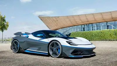 Battista Luxury Hyper GT 2.jpg Battista Luxury Hyper GT 2.jpg